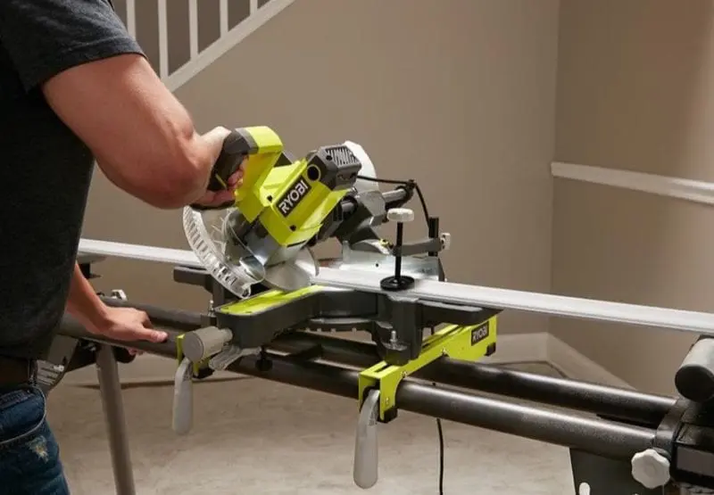 Ryobi TSS702